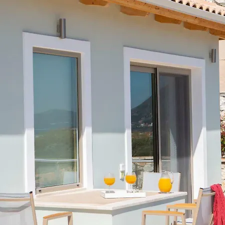 Crystal * Agios Christoforos (Lefkada)