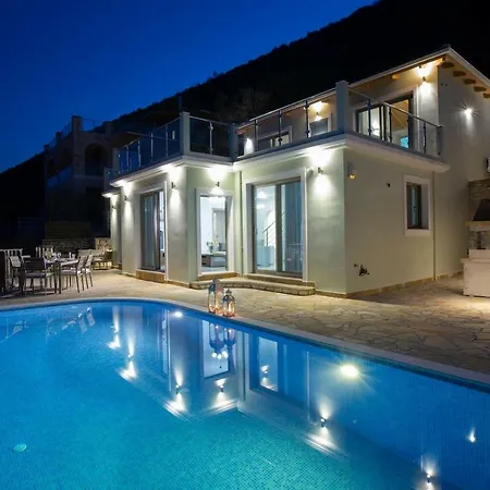 Crystal * Agios Christoforos (Lefkada)
