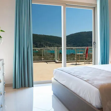 Villa Crystal *